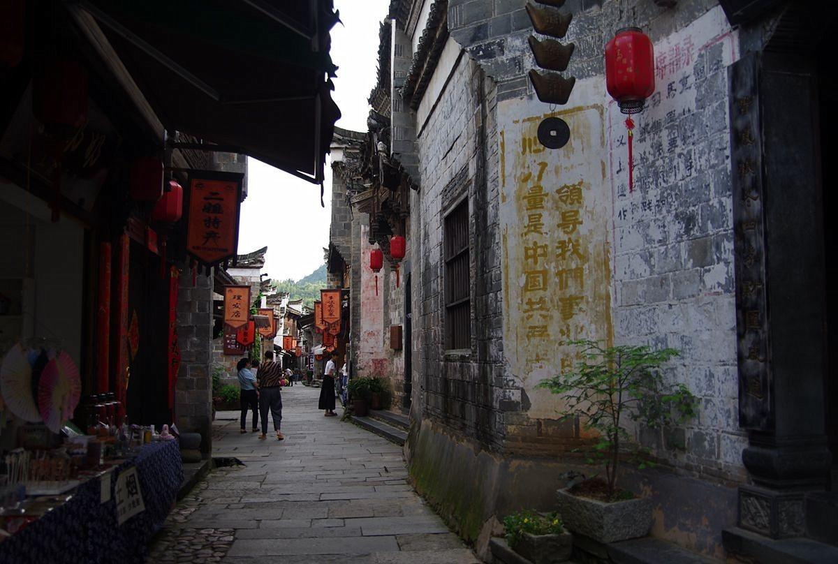 喜欢一美女，可是囊中羞涩怎么办？求支招