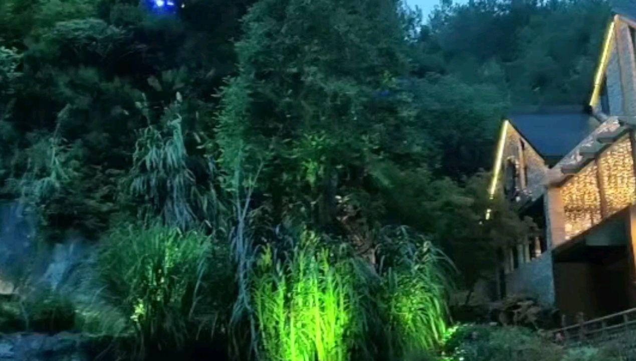 失业金可以领几个月游戏画面